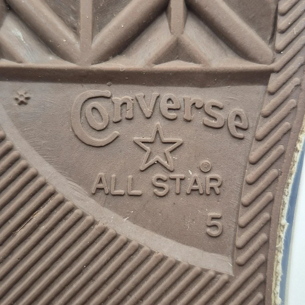 VINTAGE Converse All Star Shoes Mens Size 5‎ Off White Low Top Made in USA 90s